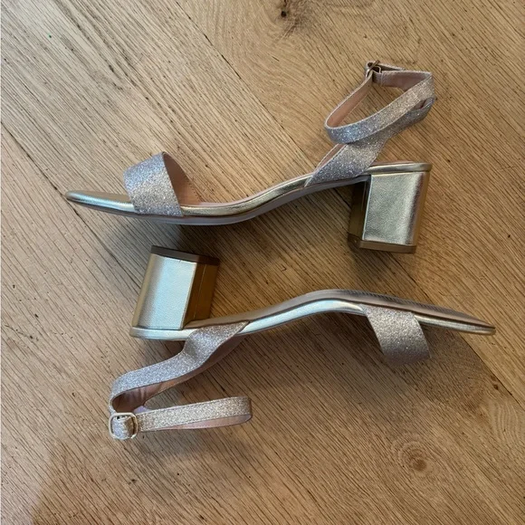 DreamPairs Gold Heels‎ Size 10W - Picture 2 of 6